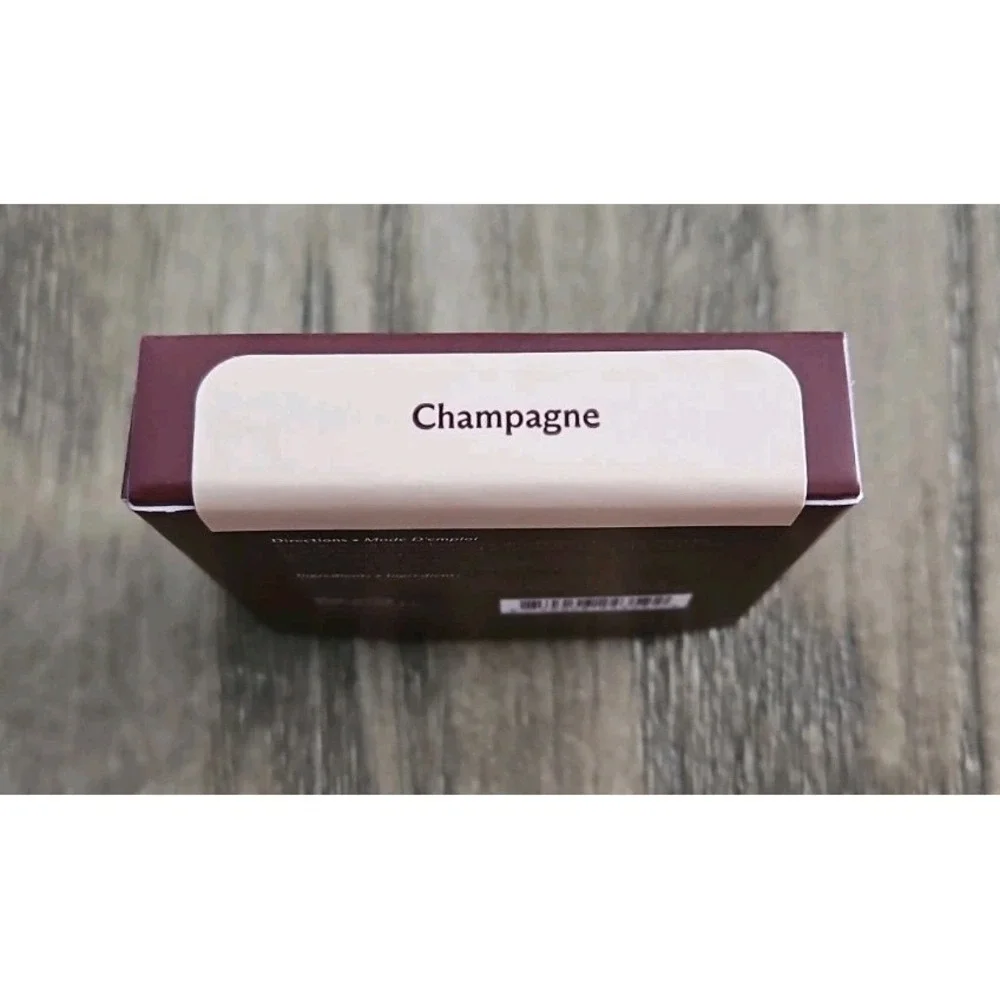 SUBTL Champagne Shade Powder Highlighter Makeup, 0.14 oz